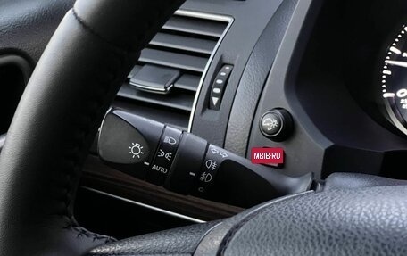 Toyota Land Cruiser Prado 150 рестайлинг 2, 2017 год, 4 650 000 рублей, 11 фотография