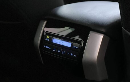 Toyota Land Cruiser Prado 150 рестайлинг 2, 2017 год, 4 650 000 рублей, 27 фотография