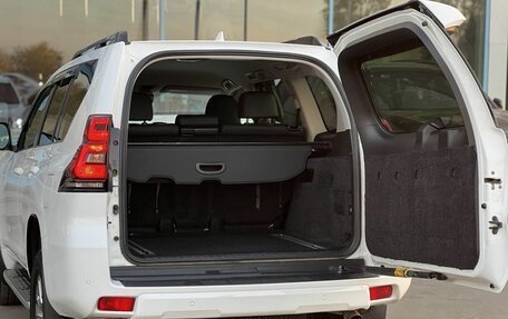 Toyota Land Cruiser Prado 150 рестайлинг 2, 2017 год, 4 650 000 рублей, 28 фотография