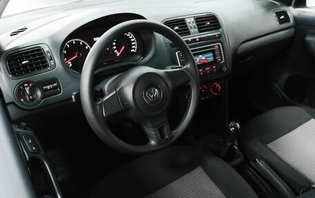 Volkswagen Polo VI (EU Market), 2015 год, 790 000 рублей, 20 фотография