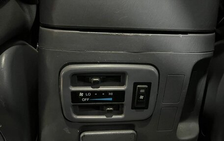 Toyota Land Cruiser Prado 90 рестайлинг, 1997 год, 969 888 рублей, 24 фотография