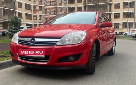 Opel Astra H, 2008 год, 590 000 рублей, 3 фотография
