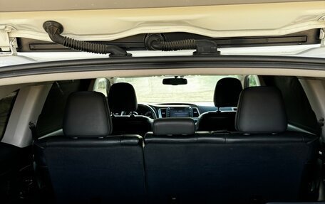 Toyota Highlander III, 2014 год, 2 750 000 рублей, 17 фотография