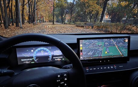 Toyota Camry, 2024 год, 4 300 000 рублей, 9 фотография