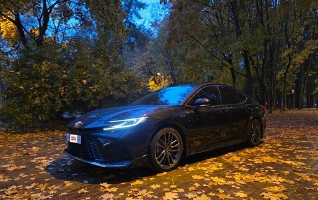 Toyota Camry, 2024 год, 4 300 000 рублей, 10 фотография