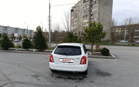 Mazda Familia Y11, 2002 год, 310 000 рублей, 6 фотография