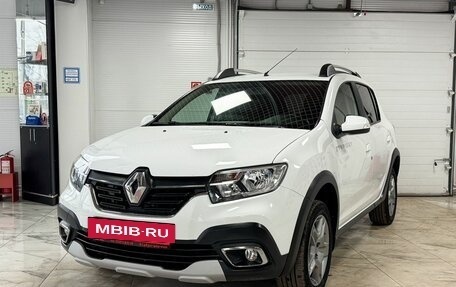 Renault Sandero II рестайлинг, 2020 год, 1 269 000 рублей, 2 фотография