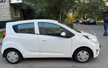 Chevrolet Spark III, 2013 год, 670 000 рублей, 5 фотография