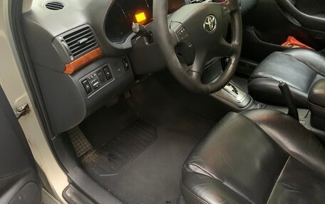 Toyota Avensis III рестайлинг, 2007 год, 640 000 рублей, 11 фотография
