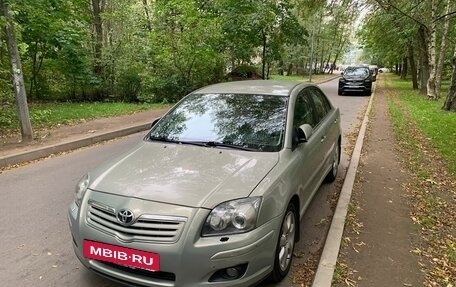Toyota Avensis III рестайлинг, 2007 год, 640 000 рублей, 2 фотография