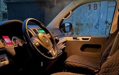 Volkswagen Multivan T5, 2012 год, 2 250 000 рублей, 15 фотография