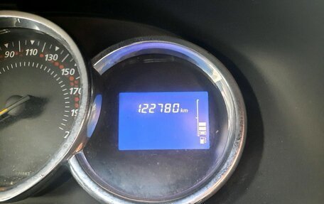 Renault Sandero II рестайлинг, 2016 год, 699 000 рублей, 13 фотография