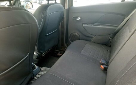 Renault Sandero II рестайлинг, 2016 год, 699 000 рублей, 12 фотография