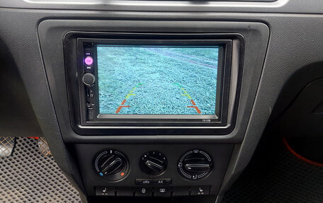 Skoda Rapid I, 2014 год, 700 000 рублей, 8 фотография