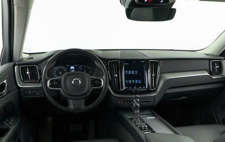 Volvo XC60 II, 2018 год, 2 987 055 рублей, 7 фотография