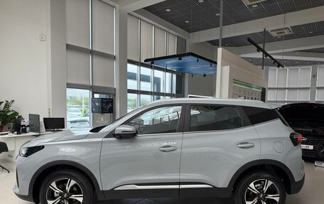 Chery Tiggo 4 I рестайлинг, 2025 год, 2 420 000 рублей, 7 фотография