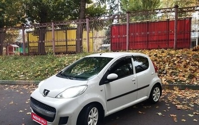 Peugeot 107 I рестайлинг, 2010 год, 450 000 рублей, 1 фотография
