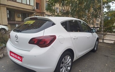 Opel Astra J, 2011 год, 580 000 рублей, 1 фотография