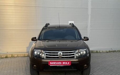 Renault Duster I рестайлинг, 2014 год, 895 000 рублей, 2 фотография
