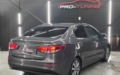 KIA Rio III рестайлинг, 2015 год, 935 000 рублей, 3 фотография