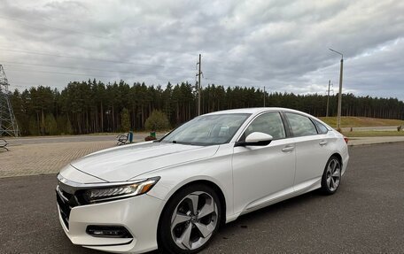 Honda Accord IX рестайлинг, 2018 год, 2 000 000 рублей, 5 фотография