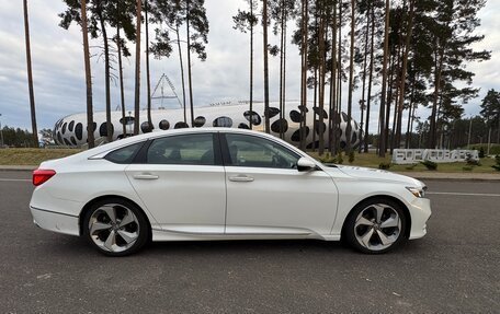 Honda Accord IX рестайлинг, 2018 год, 2 000 000 рублей, 12 фотография