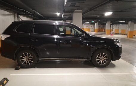 Mitsubishi Outlander III рестайлинг 3, 2013 год, 1 050 000 рублей, 5 фотография