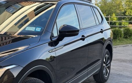 Volkswagen Tiguan II, 2021 год, 2 600 000 рублей, 8 фотография