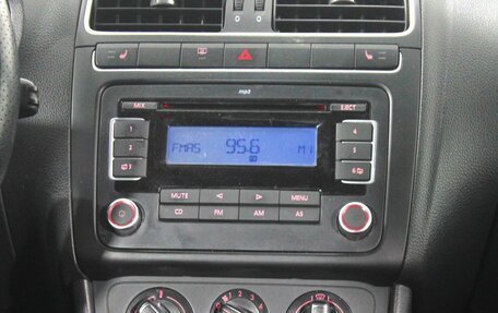 Volkswagen Polo VI (EU Market), 2011 год, 665 000 рублей, 15 фотография