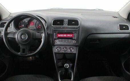 Volkswagen Polo VI (EU Market), 2011 год, 665 000 рублей, 14 фотография