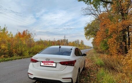 Hyundai Solaris II рестайлинг, 2018 год, 1 050 000 рублей, 6 фотография