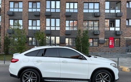 Mercedes-Benz GLE Coupe, 2016 год, 4 000 000 рублей, 2 фотография