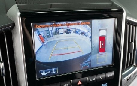 Toyota Land Cruiser 200, 2018 год, 5 749 000 рублей, 21 фотография