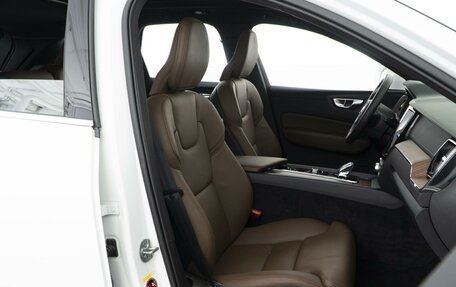 Volvo XC60 II, 2025 год, 6 303 077 рублей, 10 фотография