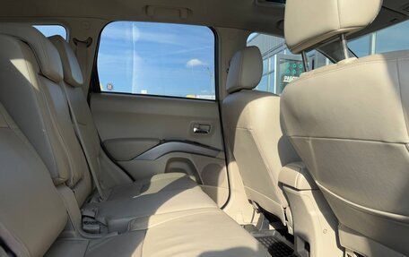 Mitsubishi Outlander III рестайлинг 3, 2008 год, 1 055 000 рублей, 4 фотография