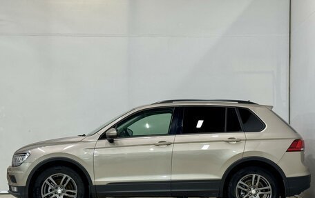 Volkswagen Tiguan II, 2019 год, 1 849 000 рублей, 3 фотография