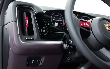 Porsche Cayenne III, 2025 год, 17 990 000 рублей, 14 фотография