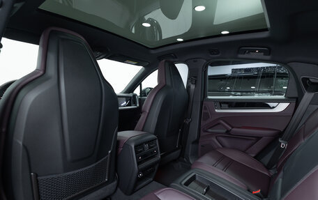 Porsche Cayenne III, 2025 год, 17 990 000 рублей, 27 фотография