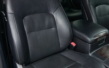 Toyota Land Cruiser 200, 2012 год, 3 099 000 рублей, 13 фотография