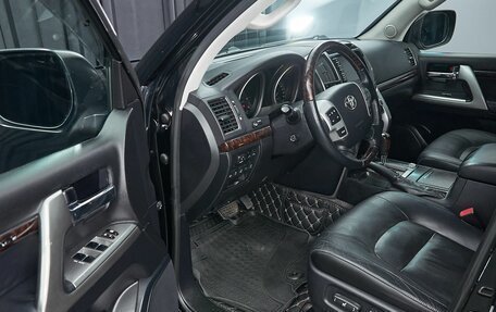 Toyota Land Cruiser 200, 2012 год, 3 099 000 рублей, 9 фотография
