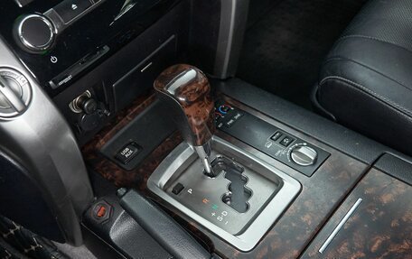 Toyota Land Cruiser 200, 2012 год, 3 099 000 рублей, 17 фотография