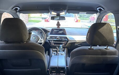 BMW 5 серия, 2019 год, 2 680 000 рублей, 3 фотография