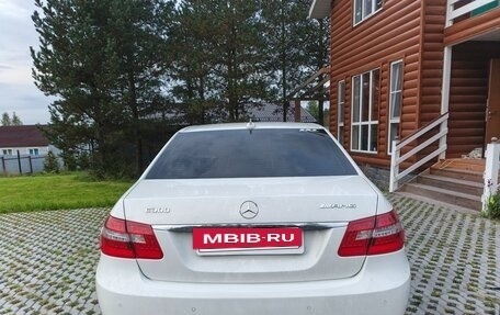 Mercedes-Benz E-Класс, 2011 год, 1 350 000 рублей, 10 фотография