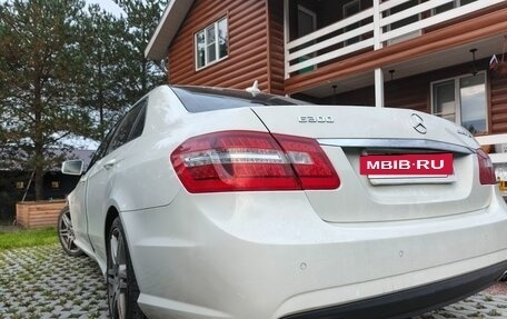 Mercedes-Benz E-Класс, 2011 год, 1 350 000 рублей, 8 фотография