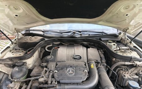 Mercedes-Benz E-Класс, 2011 год, 1 350 000 рублей, 26 фотография