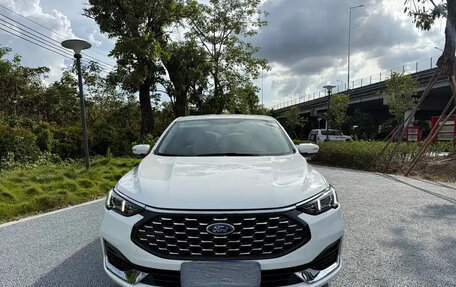 Ford Escort, 2021 год, 1 073 222 рублей, 2 фотография
