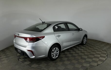 KIA Rio IV, 2019 год, 1 620 000 рублей, 6 фотография