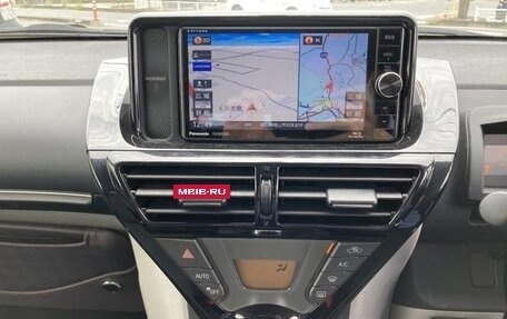 Toyota iQ, 2015 год, 675 000 рублей, 20 фотография