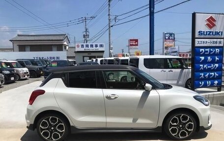 Suzuki Swift V, 2022 год, 1 255 000 рублей, 8 фотография