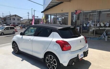 Suzuki Swift V, 2022 год, 1 255 000 рублей, 9 фотография